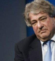 Dossiers Epstein : un document relie l'ancien pr&eacute;sident du MoMA &agrave; des antiquit&eacute;s cambodgiennes pill&eacute;es