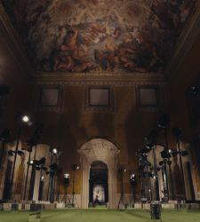A Palazzo Barberini debutta Interferenze, la collezione FW26/27 di Valentino firmata Alessandro Michele