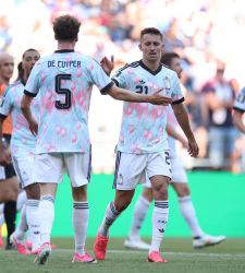 Art and Soccer: Belgium Wears a Magritte-Inspired Jersey at the World Cup