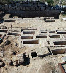 Manduria: A painted tomb with inscriptions in the Messapian language has been discovered; it may have belonged to a priestess of Demeter