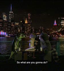 Venecia, tres artistas internacionales transforman la fachada del Palazzo Nervi Scattolin