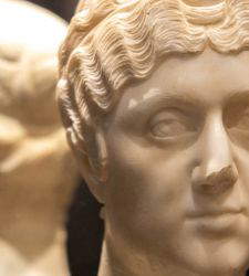 La antigua Ostia llega a la ciudad: tres hoteles de Roma acogen tres obras antiguas sacadas del almac&eacute;n y restauradas 