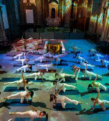 A Firenze si fa pilates dentro una chiesa del XII secolo