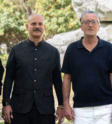 Rubaiya Qatar, die Vierjahreszeitschrift ist geboren: &uuml;ber 50 K&uuml;nstler f&uuml;r Unruly Waters