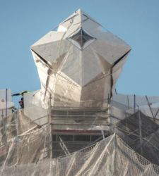 Sagrada Fam&iacute;lia, installed the four horizontal arms of the cross of the tower of Jesus Christ