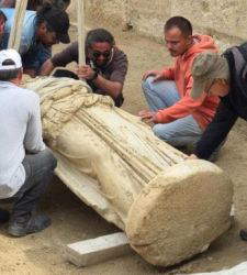 T&uuml;rkei, Entdeckung einer zwei Meter hohen Statue der Athene im westlichen Theater von Laodizea