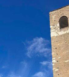 San Leo (Rimini): Der Stadtturm &ouml;ffnet wieder seine Pforten &ndash; mit F&uuml;hrungen, Workshops und einem breit gef&auml;cherten Kulturangebot im Rahmen des Projekts &bdquo;Torre&ldquo;