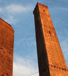 Garisenda, el Ministerio advierte al Ayuntamiento de Bolonia: falta de datos de seguimiento