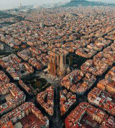 Barcelona declara la guerra al alquiler tur&iacute;stico: acabar con los B&amp;B para que los residentes vuelvan al centro
