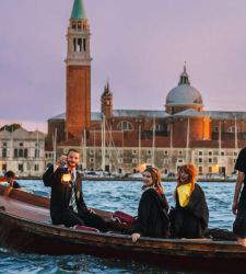 Harry Potter: Venecia se convierte en Hogwarts; el &laquo;Back To Hogwarts&raquo; llega en barco