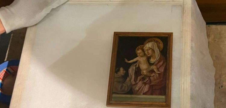The Theft of a Work by Antonello da Messina: Are Thieves More Professional Than Professionals?