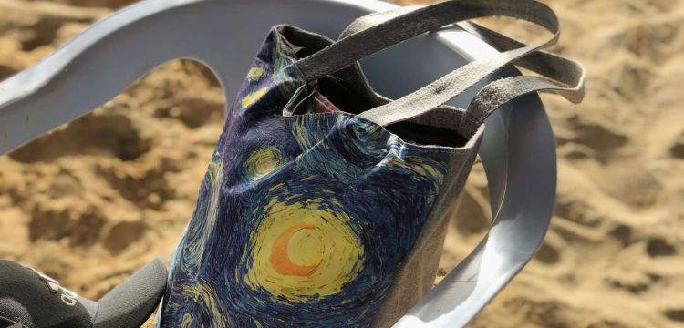 Art et fast fashion : s&eacute;duction, exploitation ou contamination ?