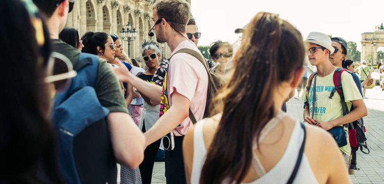 Tour Guides Send Open Letter to Minister: &ldquo;Our Profession Has Been Sold Off&rdquo;