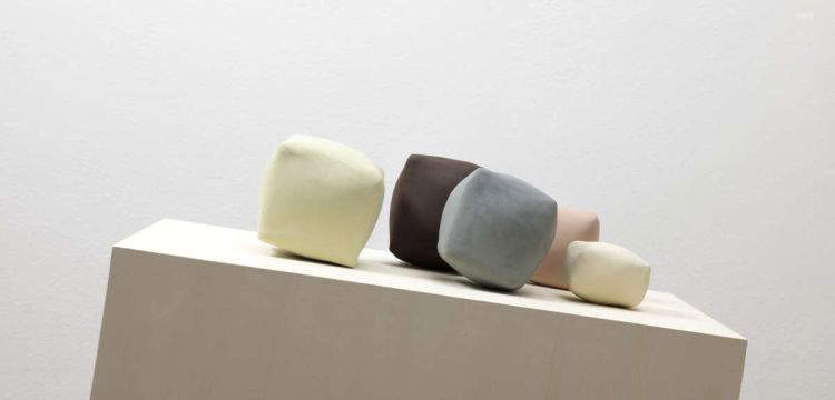 Manuela Cirino, la sculpture qui d&eacute;fie la mati&egrave;re et le temps