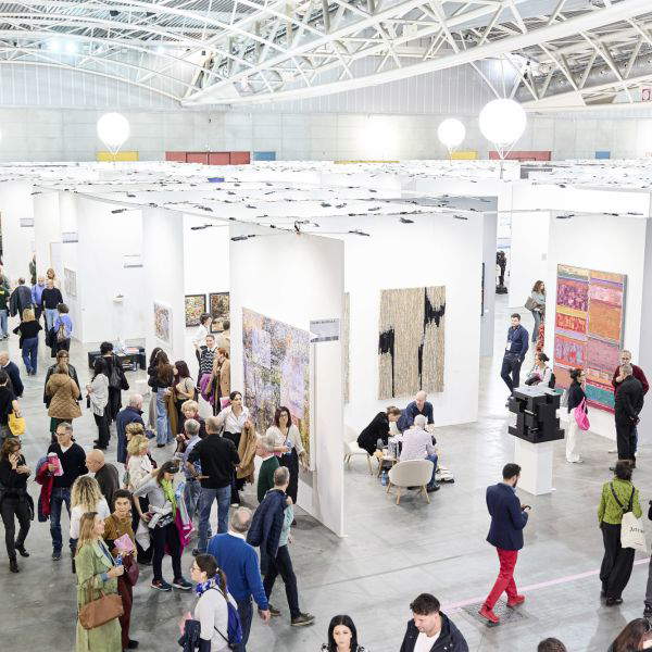 Artissima 2026, 183 galleries from 35 countries: the contemporary art fair explores the acrobatics of the imagination