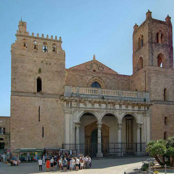 Monreale is the 2027 Italian Capital of Books: 500,000 euros for the “Monreale Reads the World” project