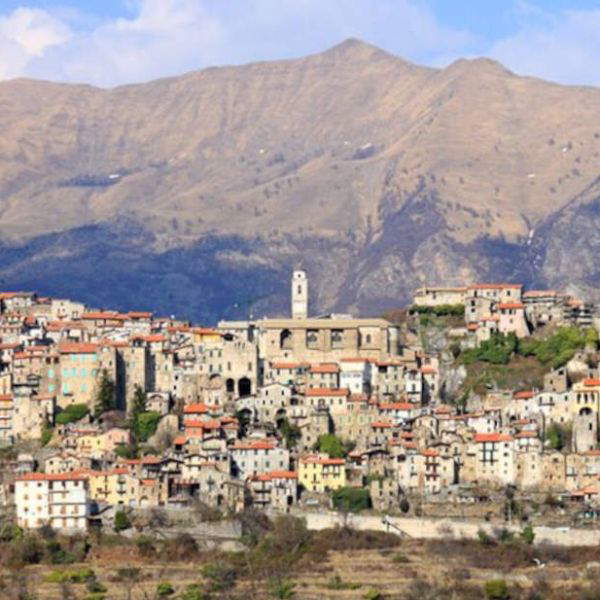 Nace la Red de Municipios de las Brujas, pero el párroco de uno de los pueblos implicados parece no estar de acuerdo